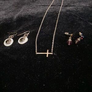 Small jewelry bundle